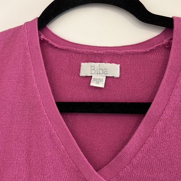 Pink top - Picture 2 of 3